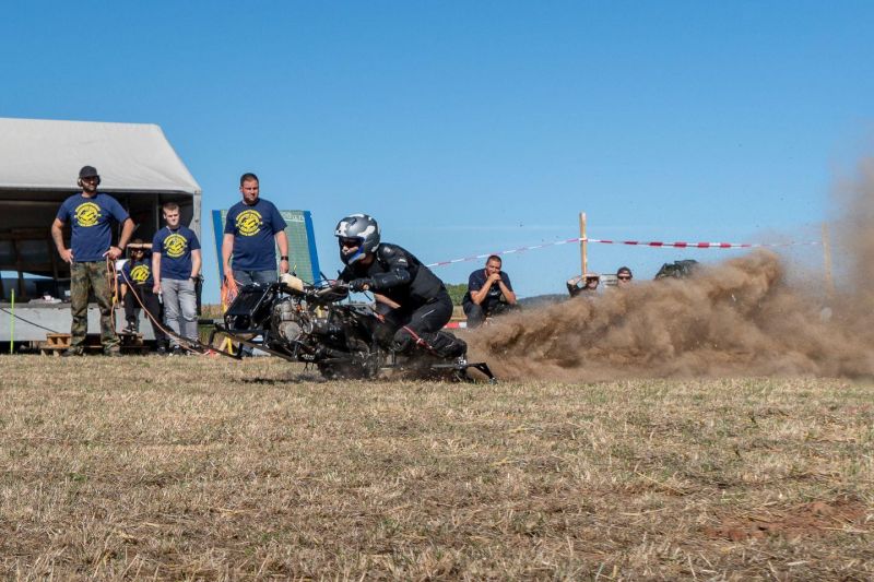 EM im Unimotorcycle Drag Race und 3. Grabfeldcup 2019